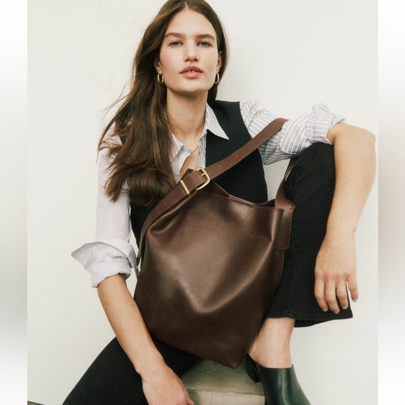 Madewell chocolate raisin brown leather essential bucket tote bag - Picture 2 of 14